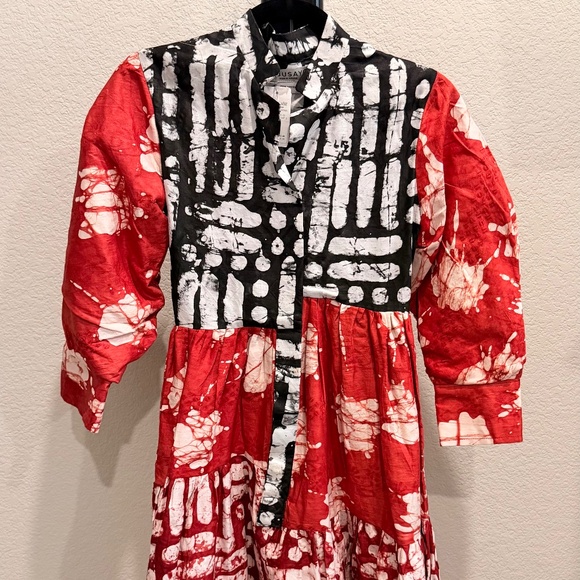 Dress - Picture 1 of 2